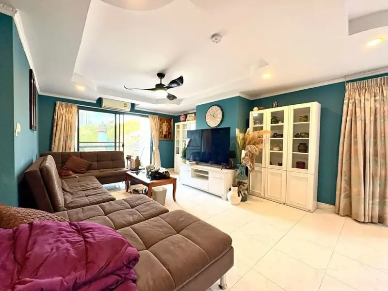 1 Bedroom Condo for Sale at Pattaya Hill Resort