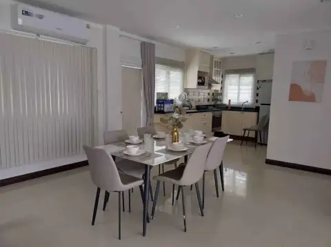 2 Bedroom House for Sale in Pratumnak Hill, Pattaya, Thailand — 2-bedroom House — photo 5
