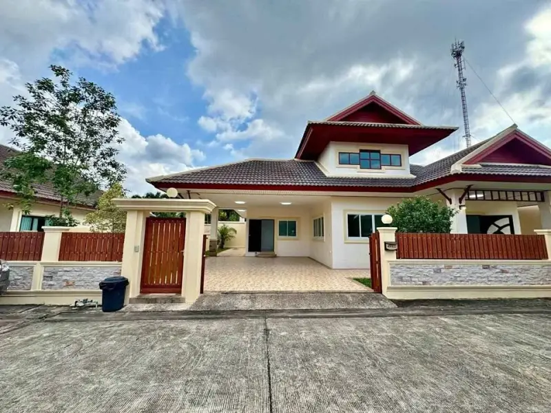 3 Bedroom House for Sale