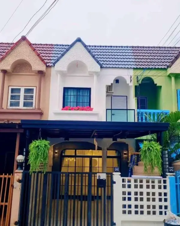 3 Bedroom Townhouse for Sale in Central Pattaya