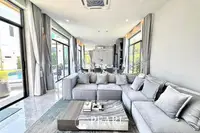 4 Bedroom House for Sale in The Sugar Palm Villa elegant dining area