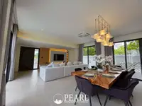 5 Bedroom House for Sale in Paradise Villa 1 & 2 private swimming pool