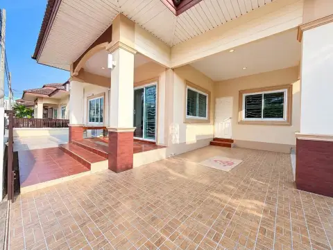 3 Bedroom House for Rent at PMC Home 4 covered front porch with tiled flooring and large windows