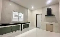 3 Bedroom House for Sale in Pong, Pattaya, Thailand — 3-bedroom House — photo 5