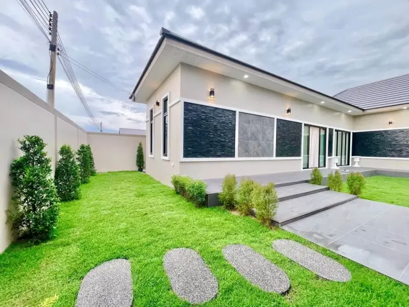 3 Bedroom House for Sale in Pong