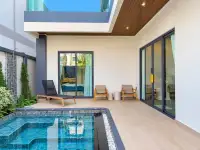 4 Bedroom House for Sale in Pratumnak Hill, Pattaya, Thailand — 4-bedroom House — photo 1