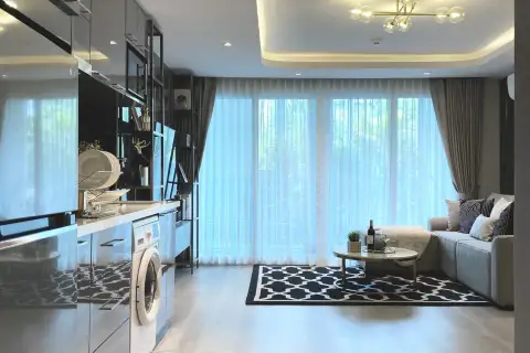 2 Bedroom Condo for Sale in Pristine Park 3 living room with sofa