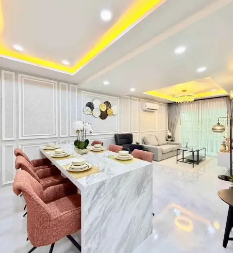 3 Bedroom Townhouse for Sale in East Pattaya, Pattaya, Thailand — 3-bedroom Townhouse — photo 3