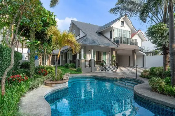 5 Bedroom House for Sale at Central Park 4