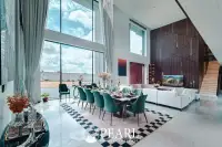 5 Bedroom House for Sale in Opal Village master bedroom with ensuite bathroom
