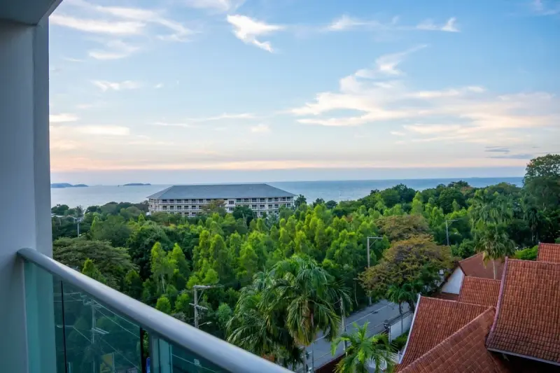 2 Bedroom Condo for Sale at The Elegance – Condo for Sale in Pattaya
