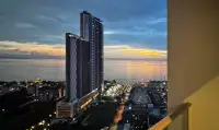 1 Bedroom Condo for Sale at Riviera Ocean Drive, Pattaya, Thailand — 1-bedroom Condo — photo 1