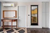 2 Bedroom Condo for Sale & Rent at Espana Condo Resort spacious dining area