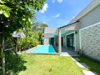 3 Bedroom House for Sale & Rent in Mabprachan backyard with private swimming pool and tropical garden