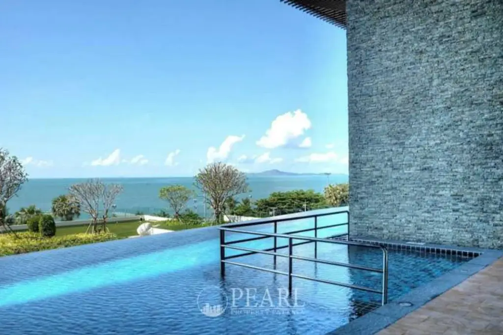 1 Bedroom Condo for Sale in Cetus Beachfront living room with ocean view