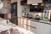 4 Bedroom House for Sale in Lavender Villa master bedroom with en-suite