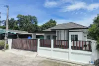 3 Bedroom House for Sale in Takhian Tia, Pattaya, Thailand — 3-bedroom House — photo 2