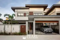 3 Bedroom Villa for Sale in Bang Lamung exterior facade