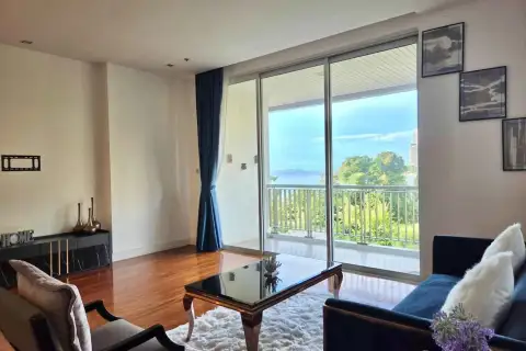 1 Bedroom Condo for Sale at The Cove Pattaya, Pattaya, Thailand — 1-bedroom Condo — photo 2