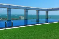 1 Bedroom Condo for Rent at The Empire Tower Pattaya rooftop infinity pool with panoramic sea view