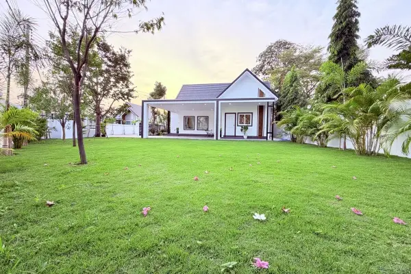 3 Bedroom House for Sale at The Flow Pong - Mabprachan