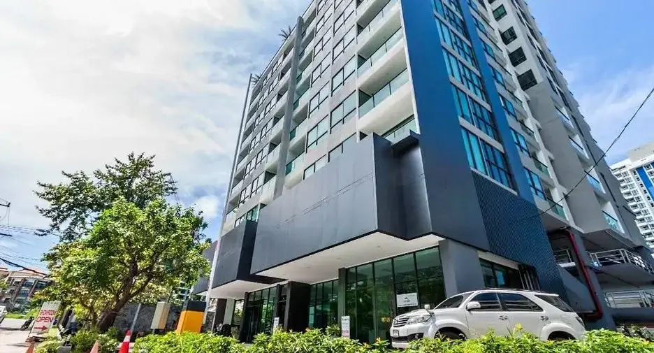 1 Bedroom Condo for Sale at The Point Pratumnak, Pattaya, Thailand — 1-bedroom Condo — photo 1