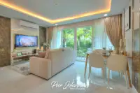 2 Bedroom Condo for Sale at Dusit Grand Park 2 modern kitchen with appliances