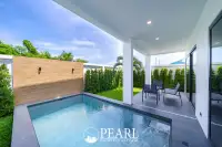 4 Bedroom Villa for Sale in Pong spacious living room