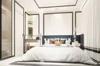 1 Bedroom Condo for Sale in The Embassy Jomtien comfortable bedroom with bed and window