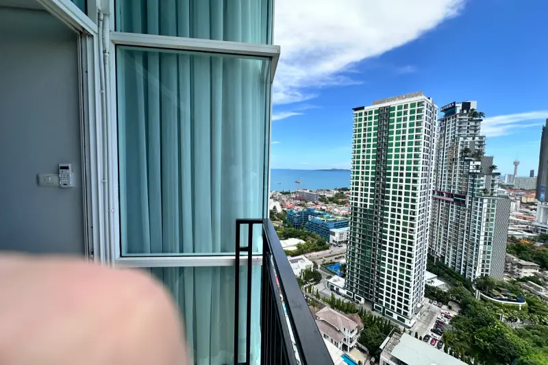 1 Bedroom Condo for Sale at The Twin Tower Jomtien Beach Pattaya – Condo for Sale in Pattaya