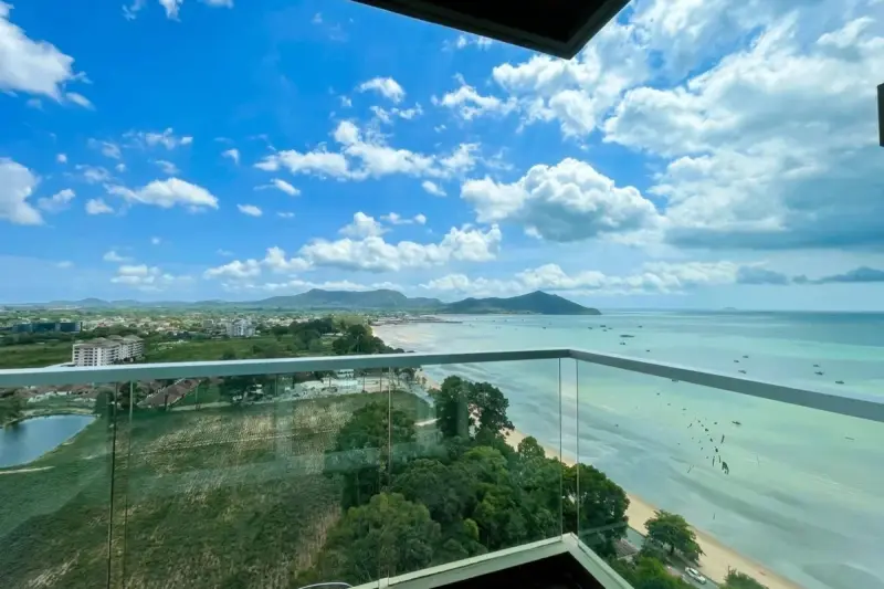 3 Bedroom Condo for Sale & Rent at Del Mare – Condo for Sale in Pattaya