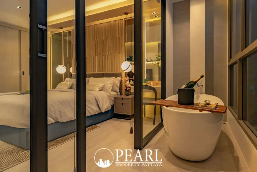 1 Bedroom Condo for Sale in SKYPARK Lucean Jomtien Pattaya living room with modern decor
