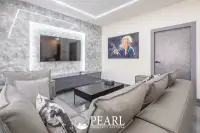 3 Bedroom Condo for Sale in Sunrise Beach Residence spacious living room with ocean view
