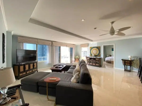 2 Bedroom Condo for Sale at Wongamat Residence