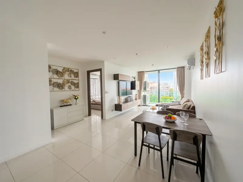 1 Bedroom Condo for Sale at The Point Pratumnak – Condo for Sale in Pattaya