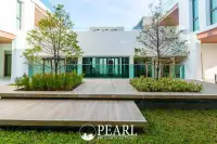 6 Bedroom House for Sale in East Pattaya private swimming pool