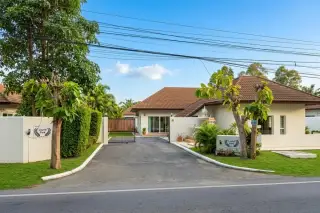 Laurel Park — new development photo 2, Pattaya Thailand