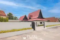 4 Bedroom House for Sale in L Pattaya exterior front view