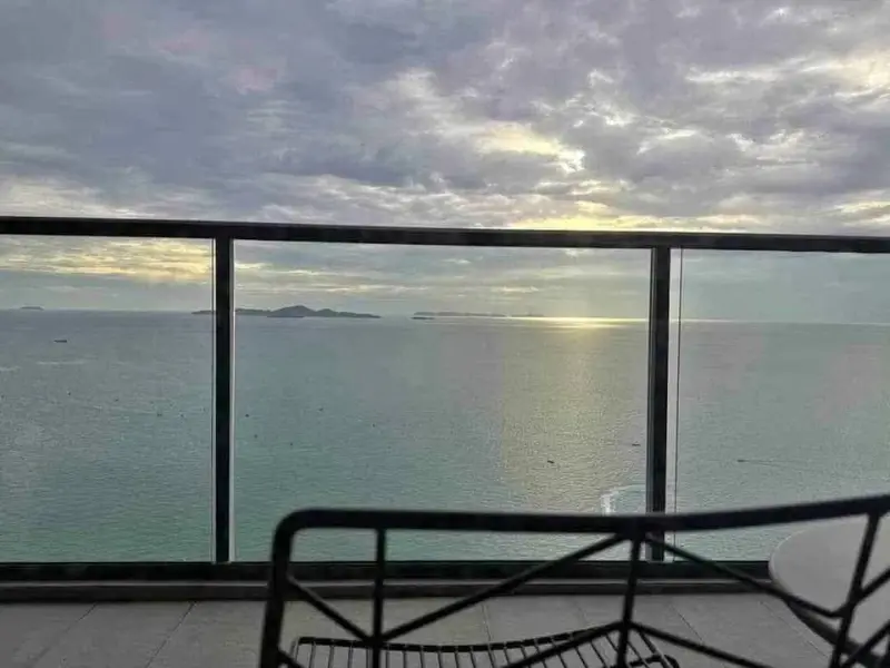 2 Bedroom Condo for Sale at Zire Wongamat – Condo for Sale in Pattaya