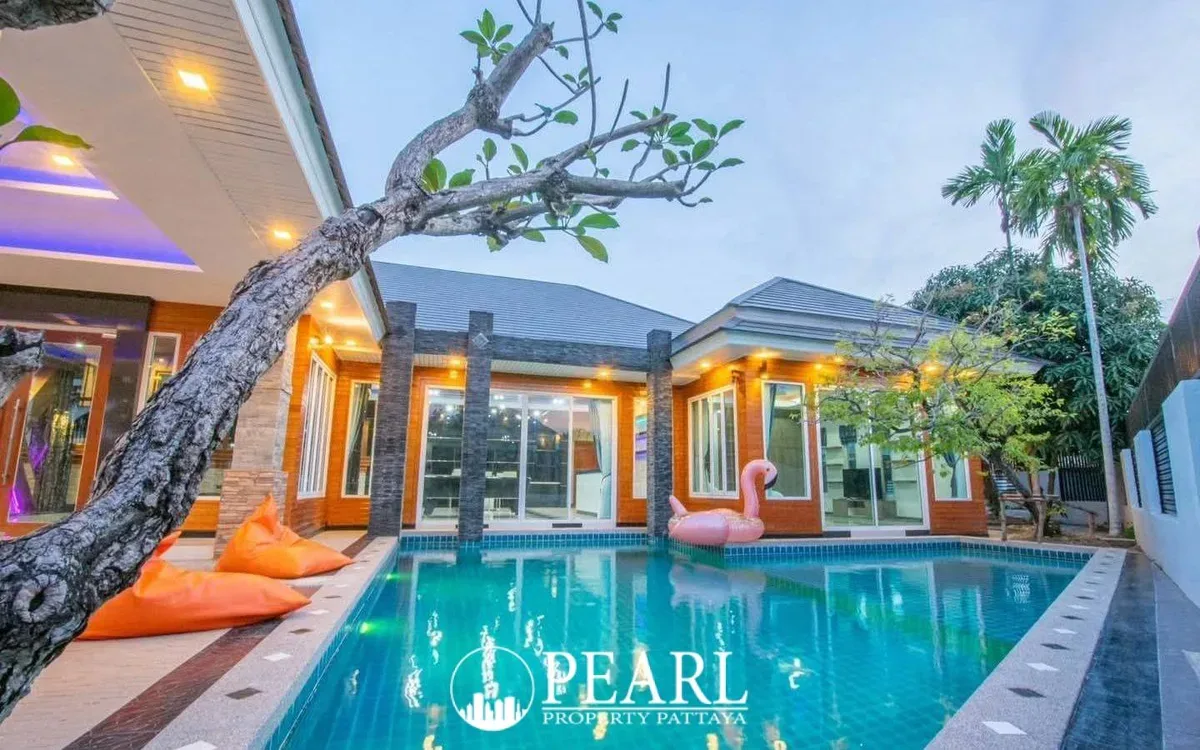 4 Bedroom House for Sale in Bang Lamung