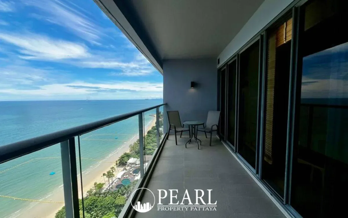 2 Bedroom Condo for Sale in Zire Wongamat