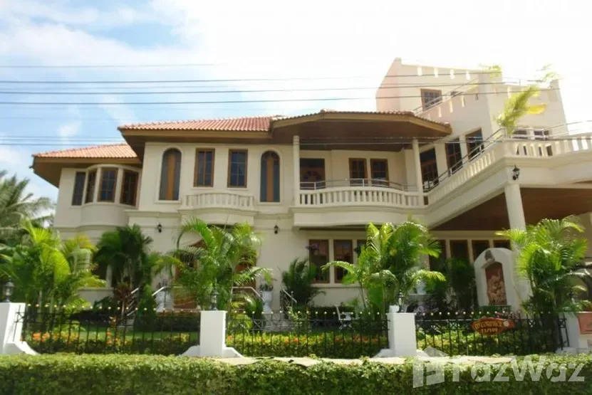 Paradise Villa 1 & 2