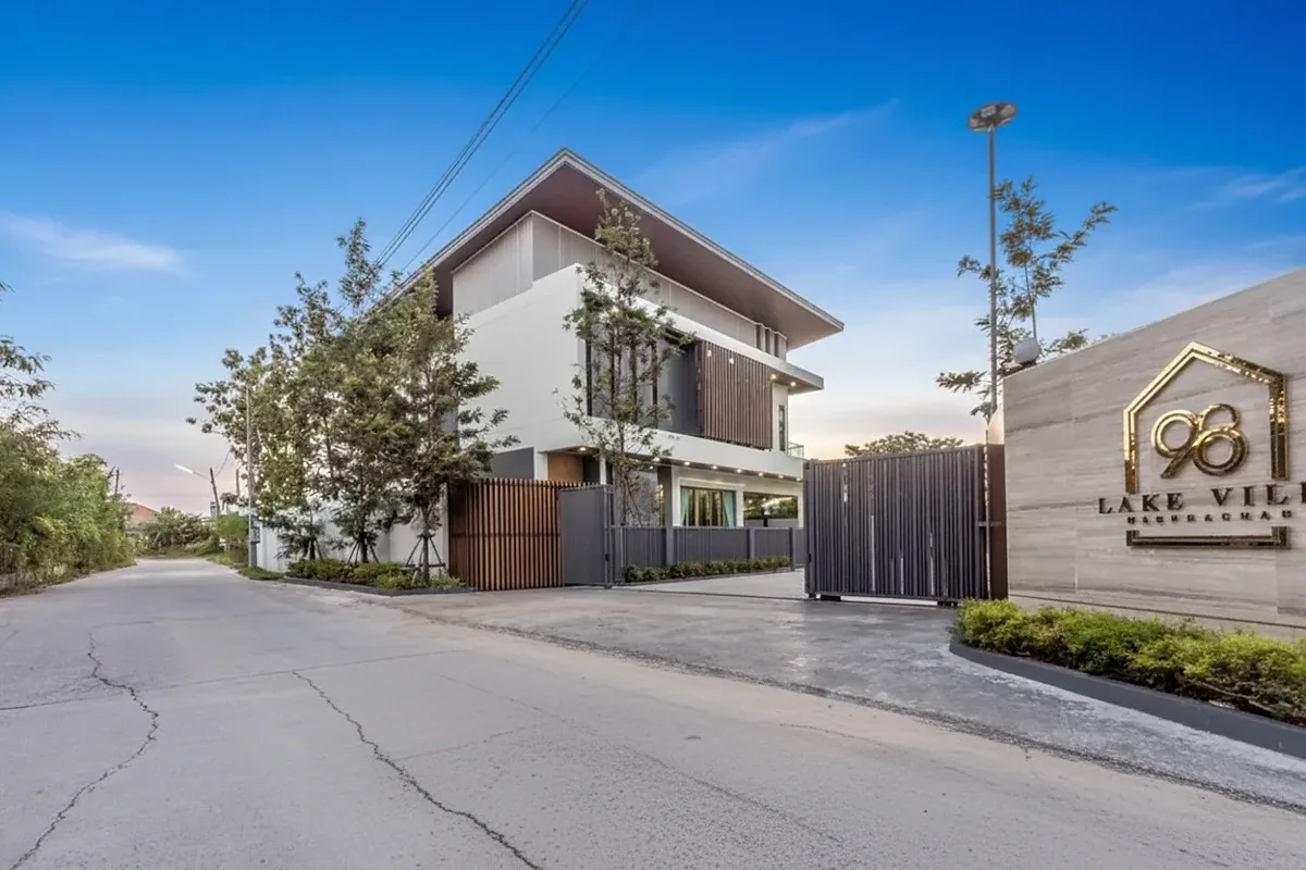 98 Lakeville Mabprachan