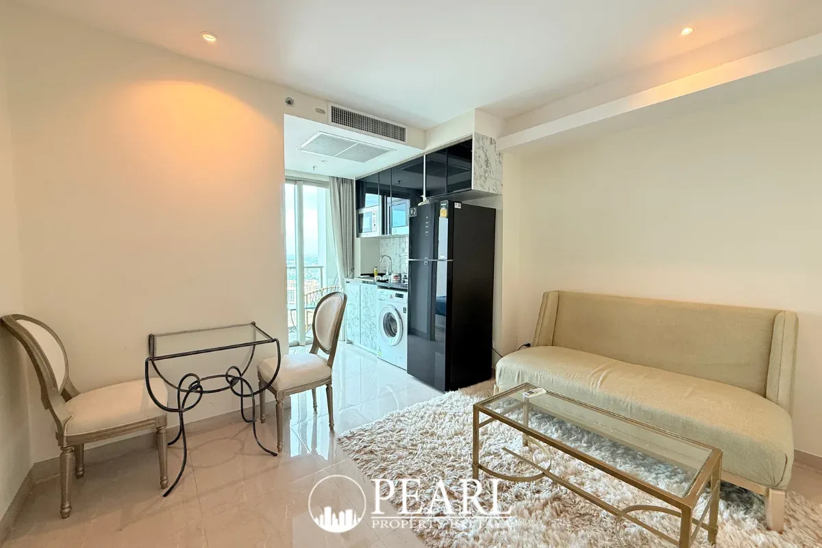 1 Bedroom Condo for Sale in Riviera Monaco living room with modern decor