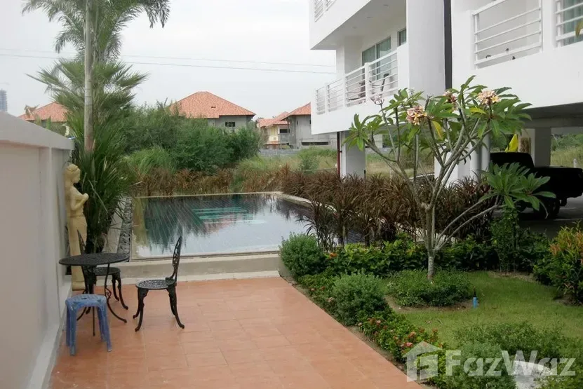 Jomtien Beach Mountain 2