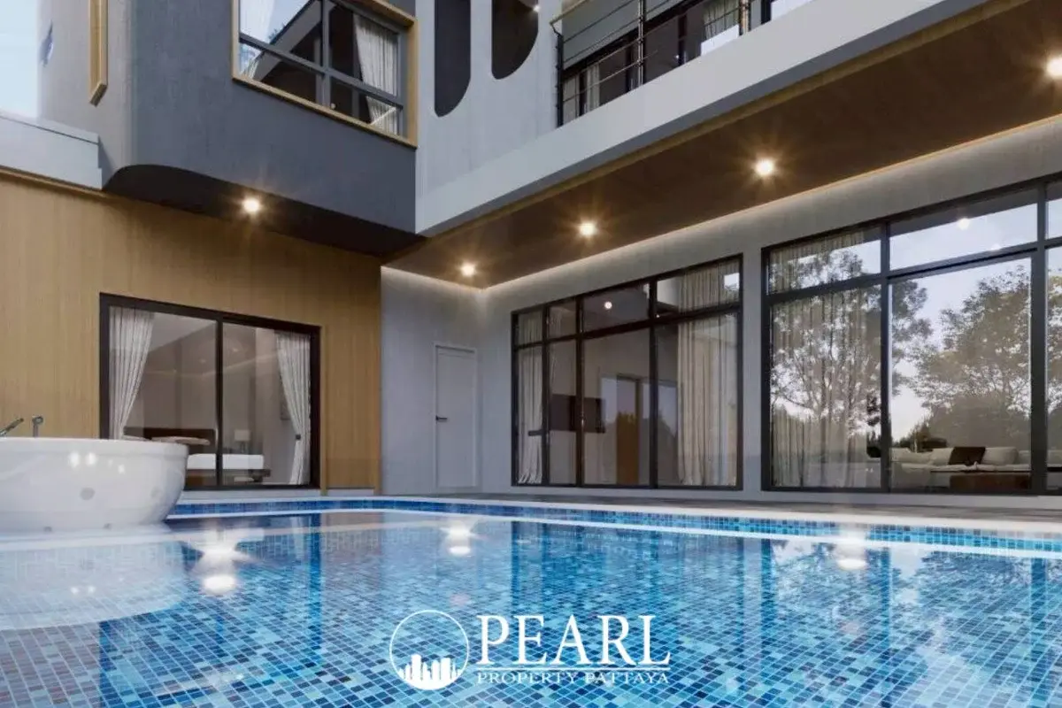 5 Bedroom House for Sale in Myroom Pool Villa master bedroom with ensuite bathroom