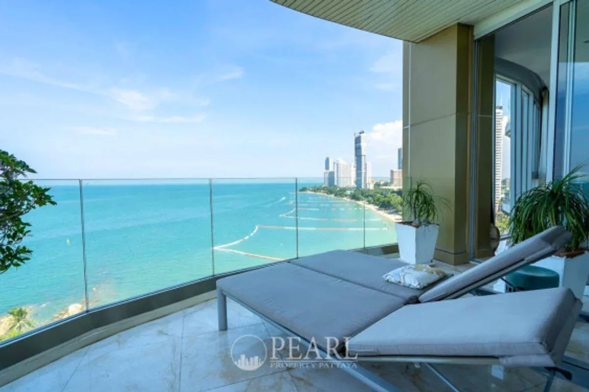 3 Bedroom Condo for Sale in The Cove Pattaya living room with ocean view