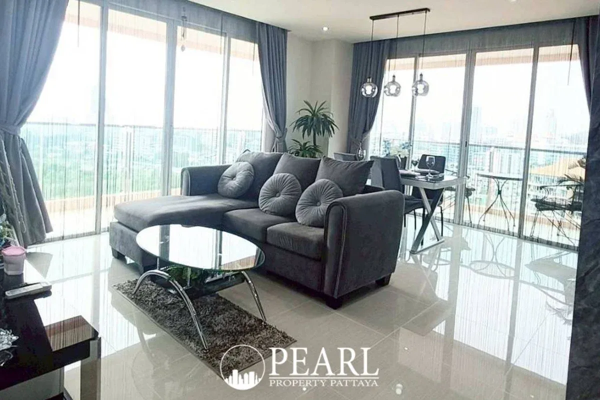 2 Bedroom Condo for Sale in Grande Caribbean spacious living room with modern furniture