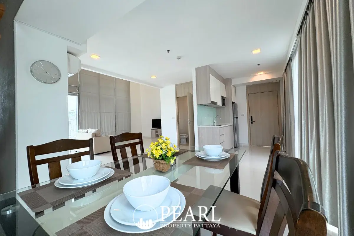 1 Bedroom Condo for Sale in The Cloud modern kitchen with appliances