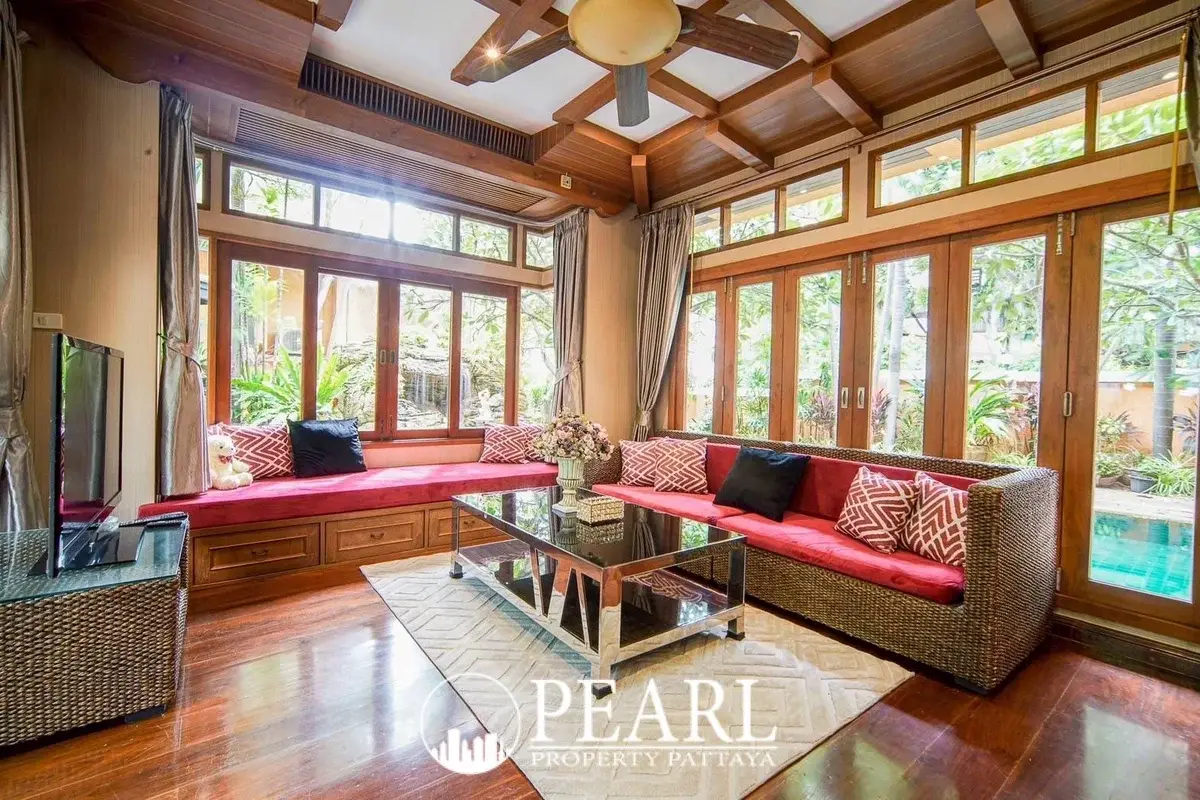 4 Bedroom House for Sale in Dharawadi modern kitchen with island